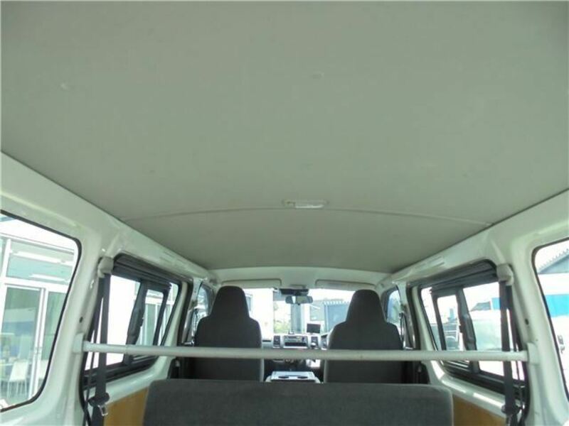 HIACE VAN-24