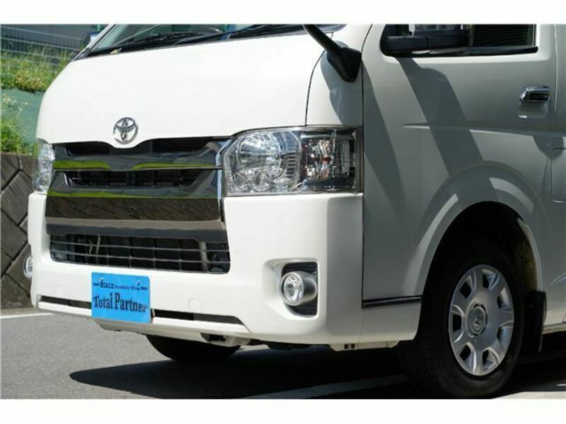 HIACE VAN-13