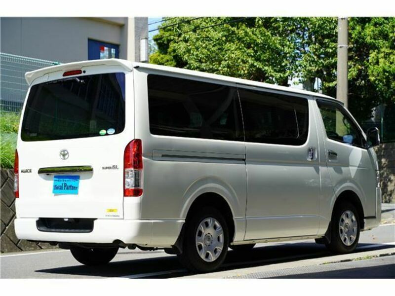 HIACE VAN-16