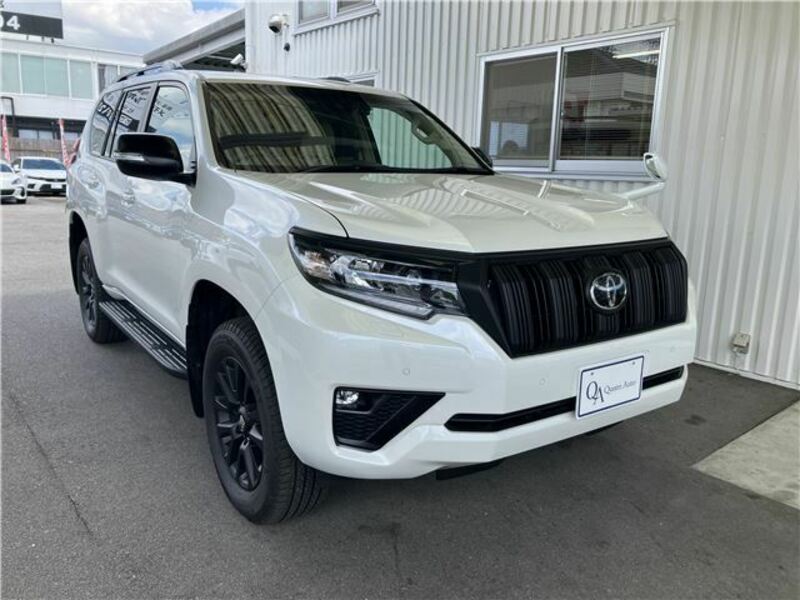 TOYOTA　LAND CRUISER PRADO