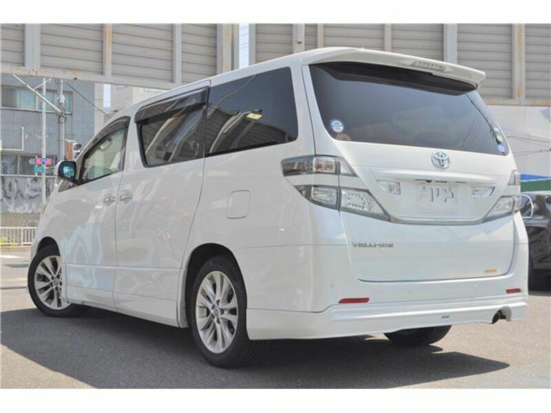 VELLFIRE-1