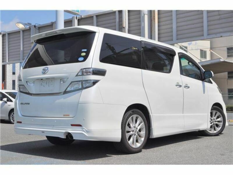 VELLFIRE-7