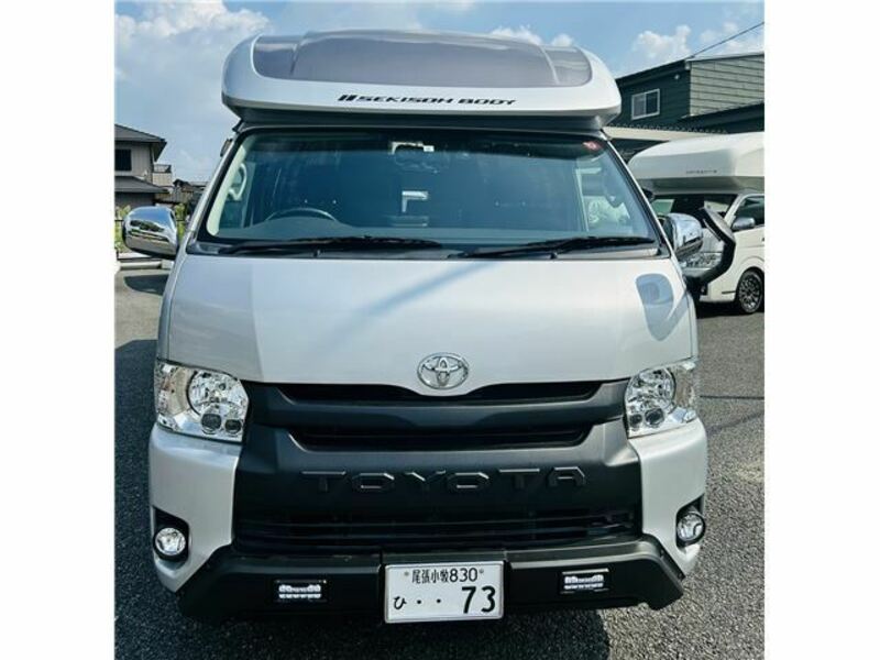 HIACE VAN-1