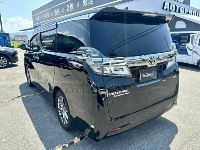 VELLFIRE-8