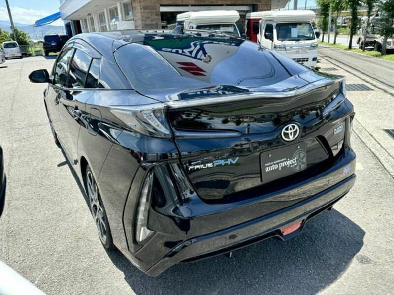 PRIUS PHV-7