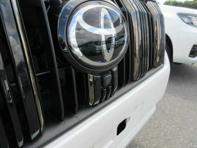 LAND CRUISER PRADO-4