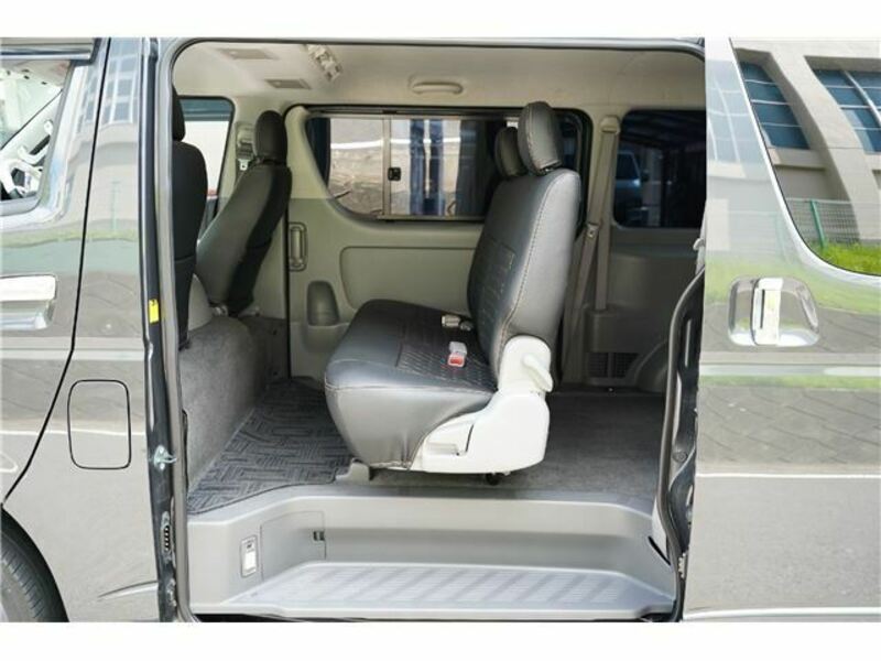 HIACE VAN-35