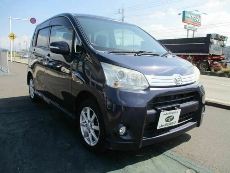 DAIHATSU　MOVE