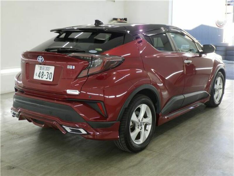 C-HR-4