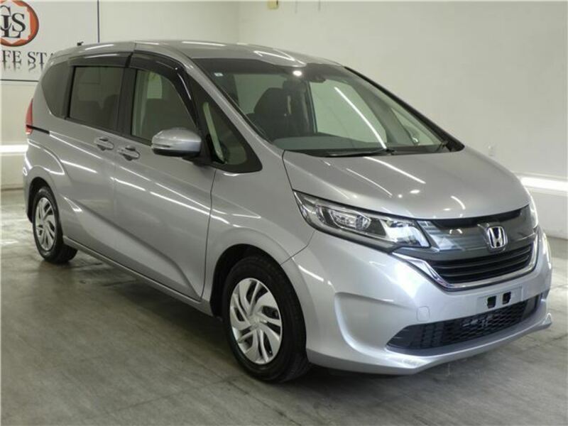 HONDA　FREED