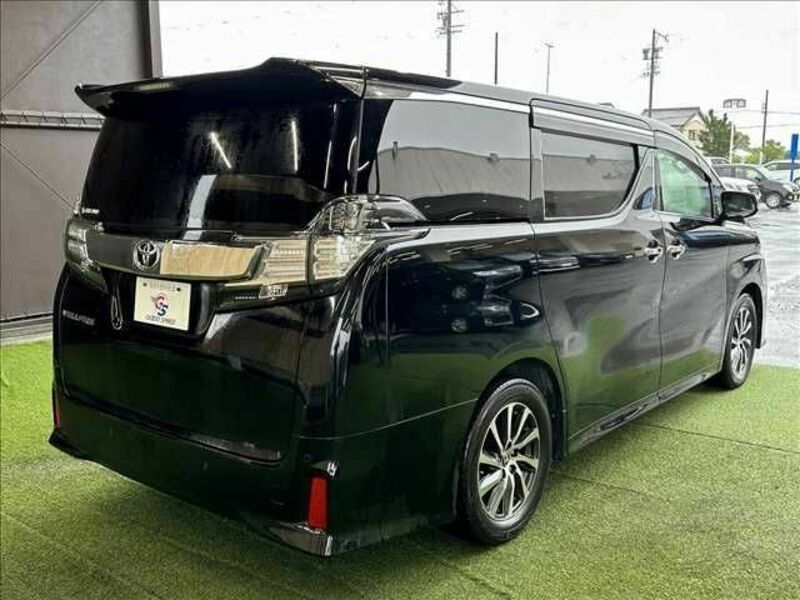 VELLFIRE-16