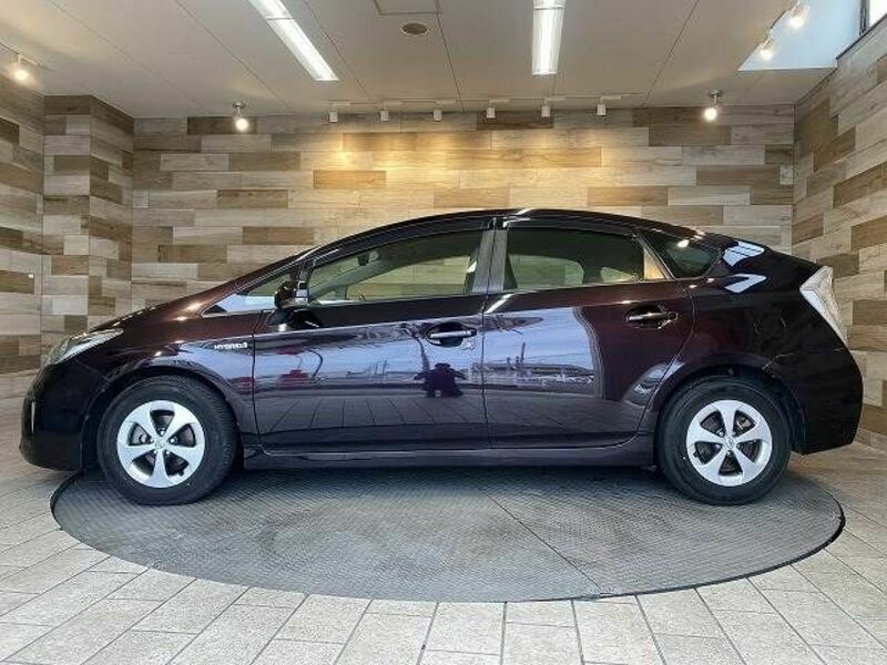 PRIUS-14