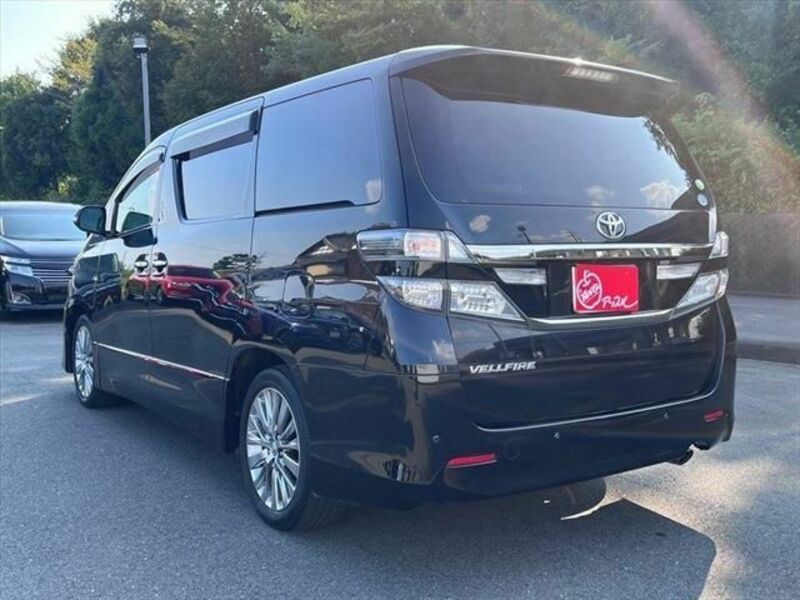 VELLFIRE-17