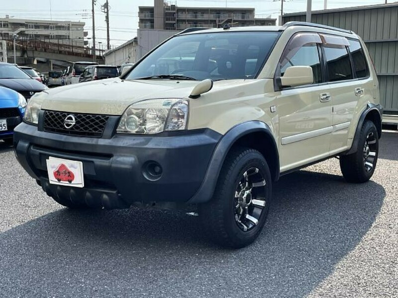 NISSAN　X-TRAIL