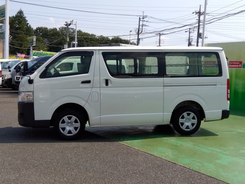 HIACE VAN-4