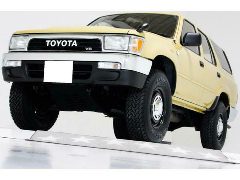 TOYOTA　HILUX SURF