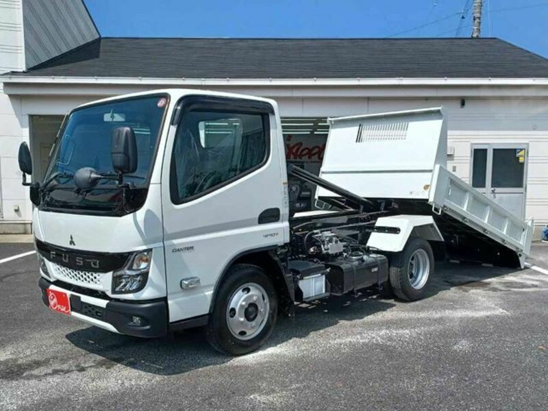 MITSUBISHI　CANTER