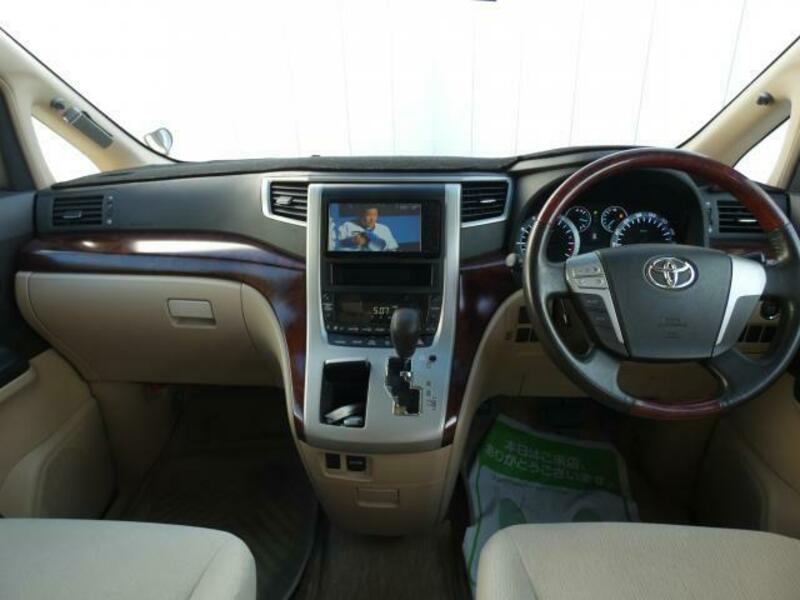 ALPHARD-12