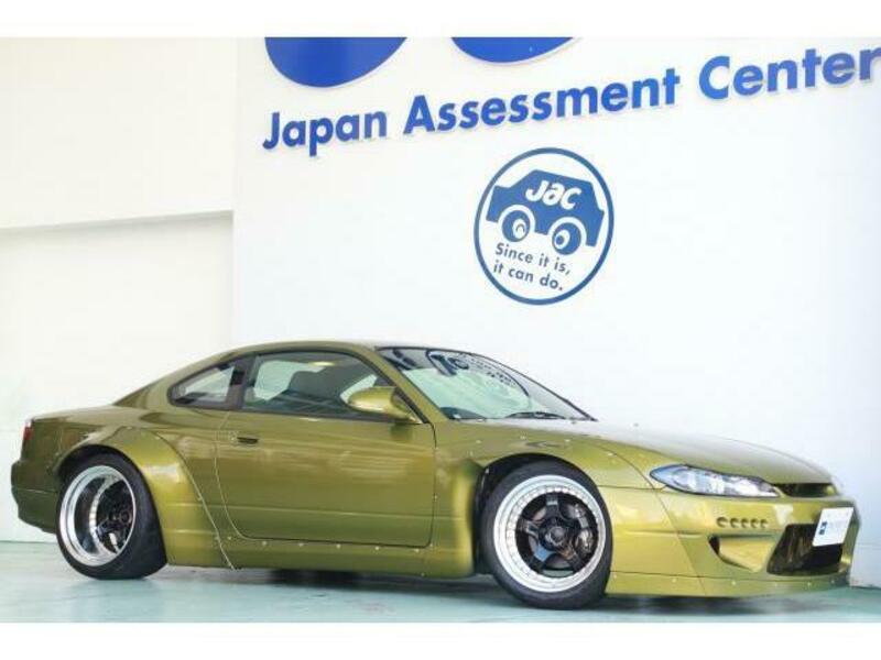 NISSAN　SILVIA