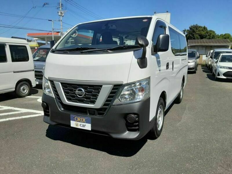 NISSAN　NV350 CARAVAN