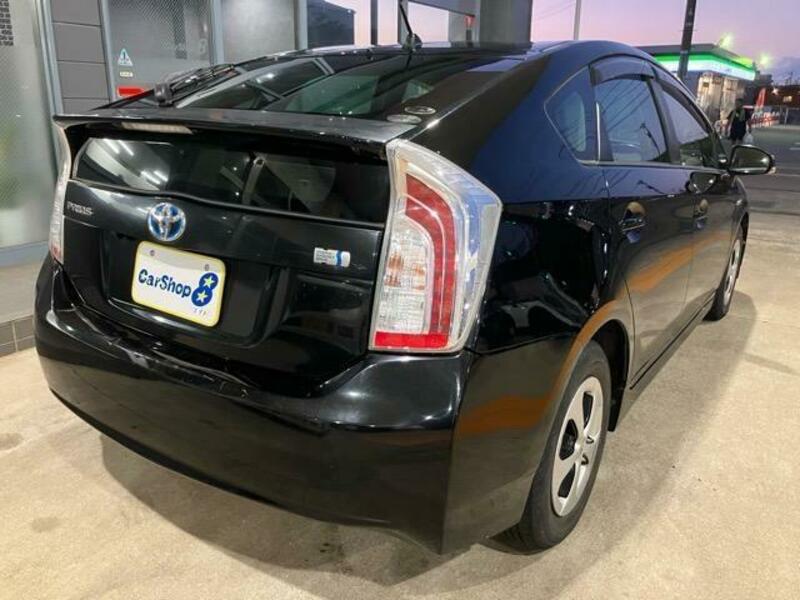 PRIUS-4