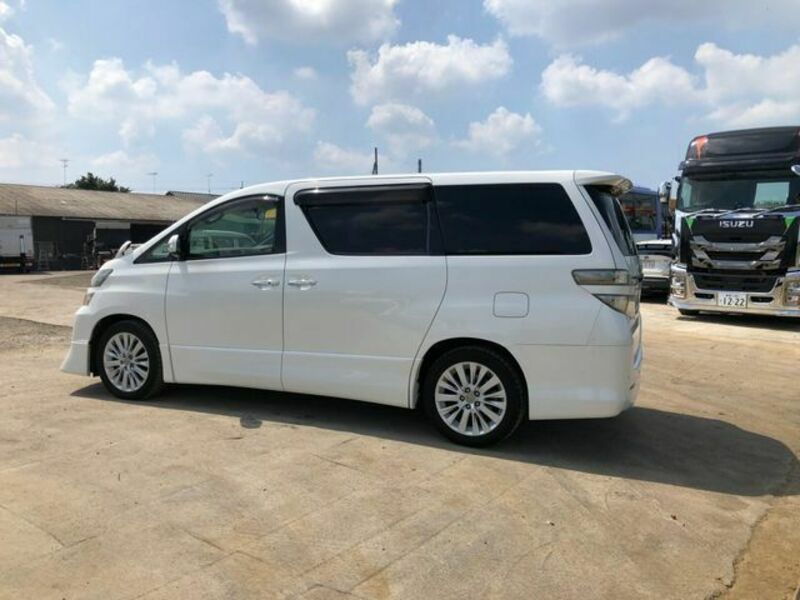 VELLFIRE-3