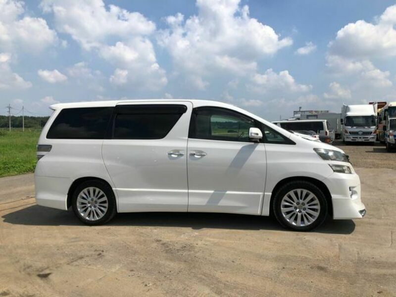 VELLFIRE-4