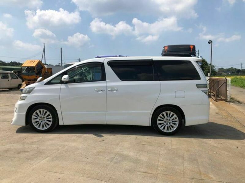 VELLFIRE-6