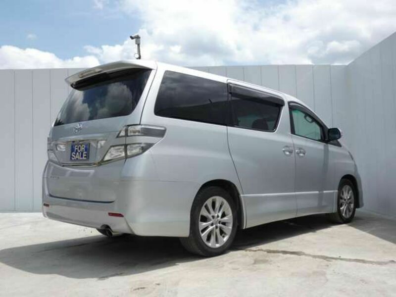 VELLFIRE-7