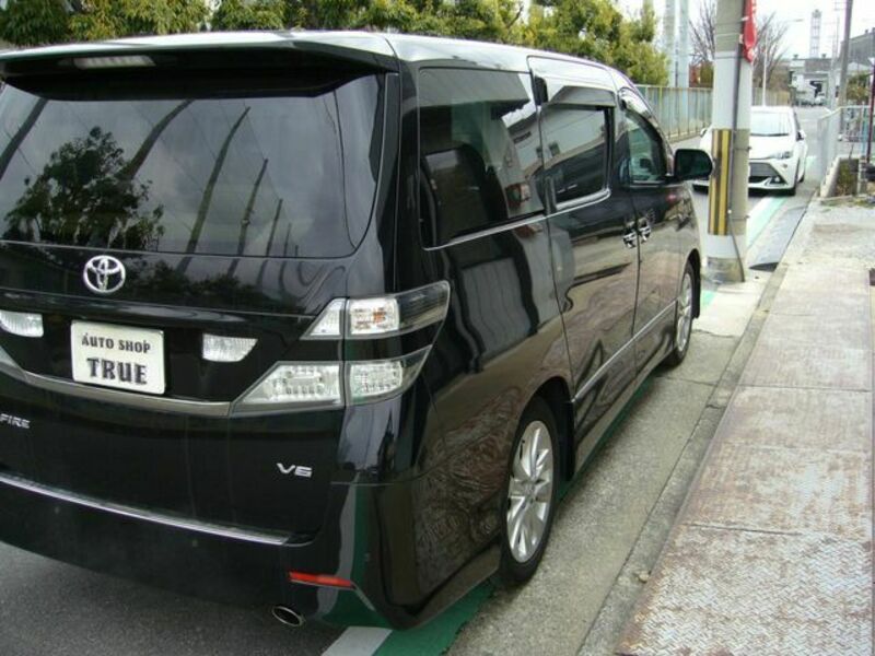 VELLFIRE-5