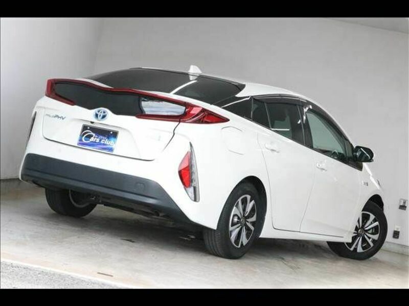 PRIUS PHV-11