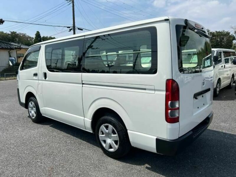 HIACE VAN-4