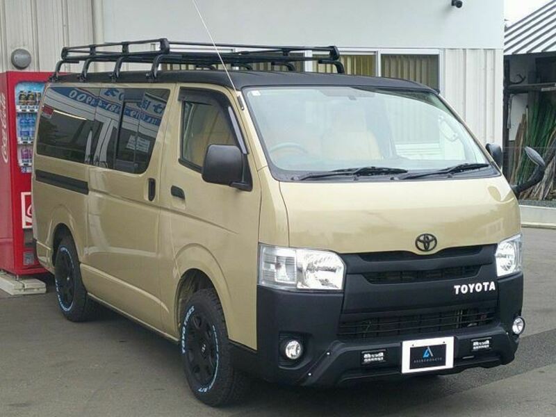 HIACE-4