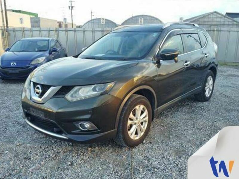 NISSAN　X-TRAIL