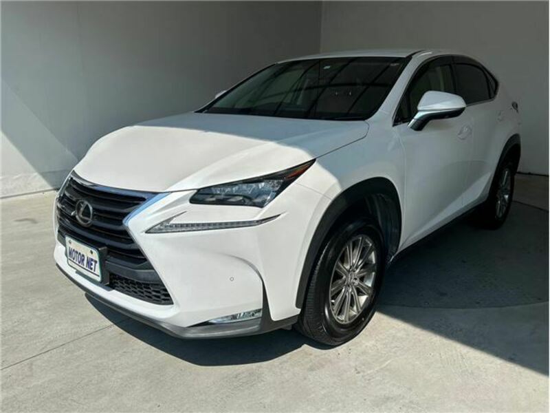 LEXUS　NX