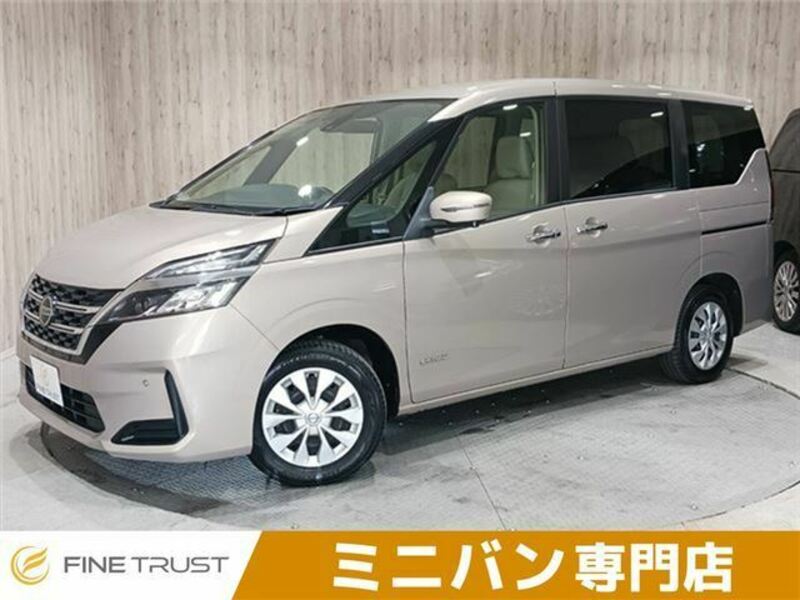 NISSAN　SERENA