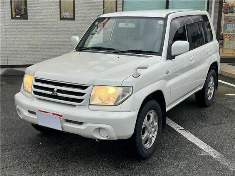 MITSUBISHI　PAJERO IO