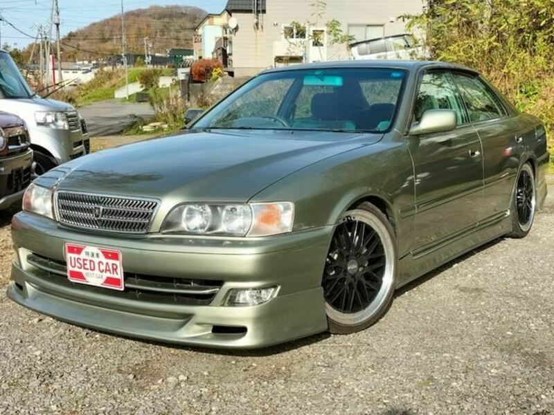 TOYOTA　CHASER