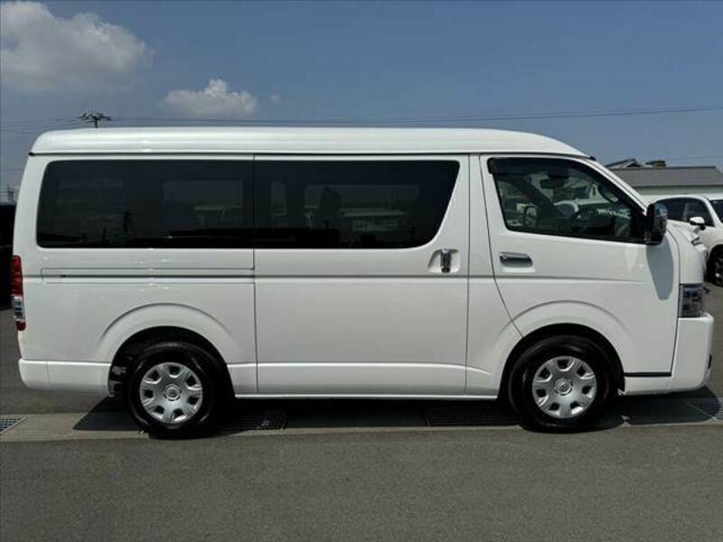 HIACE VAN-10