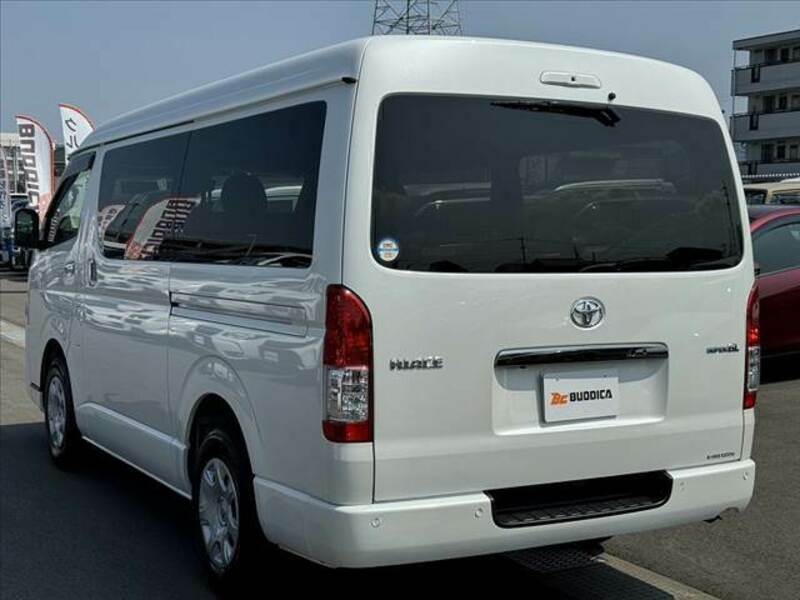 HIACE VAN-12