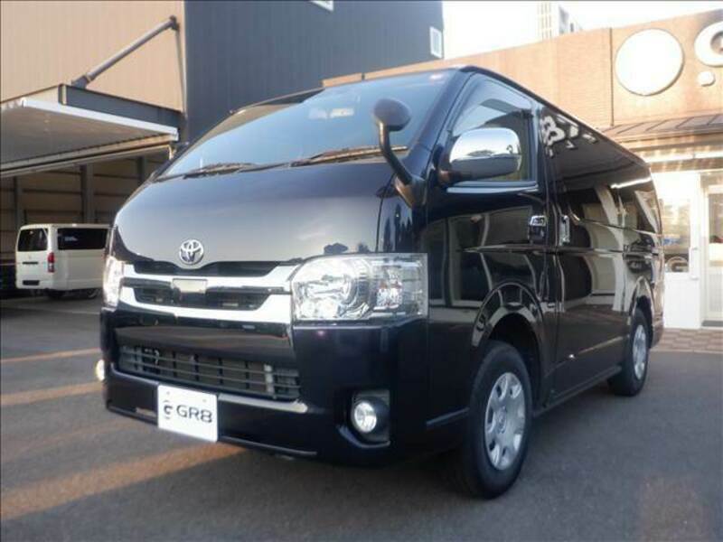 HIACE VAN-11