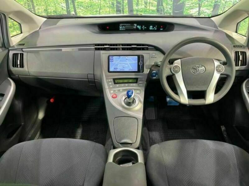 PRIUS-1