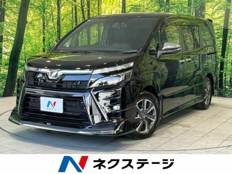 TOYOTA　VOXY