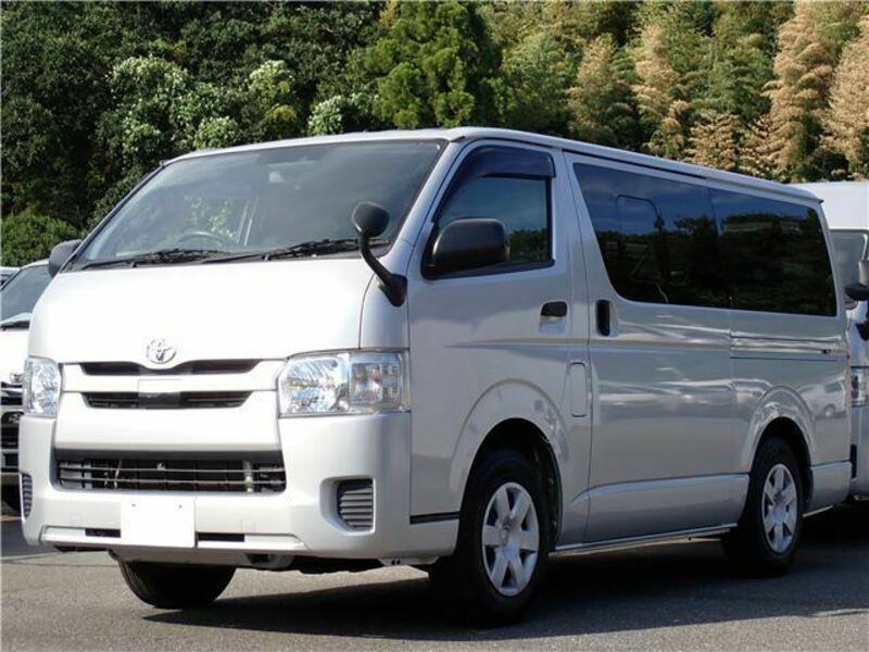 HIACE VAN-1