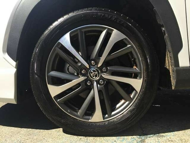 COROLLA CROSS