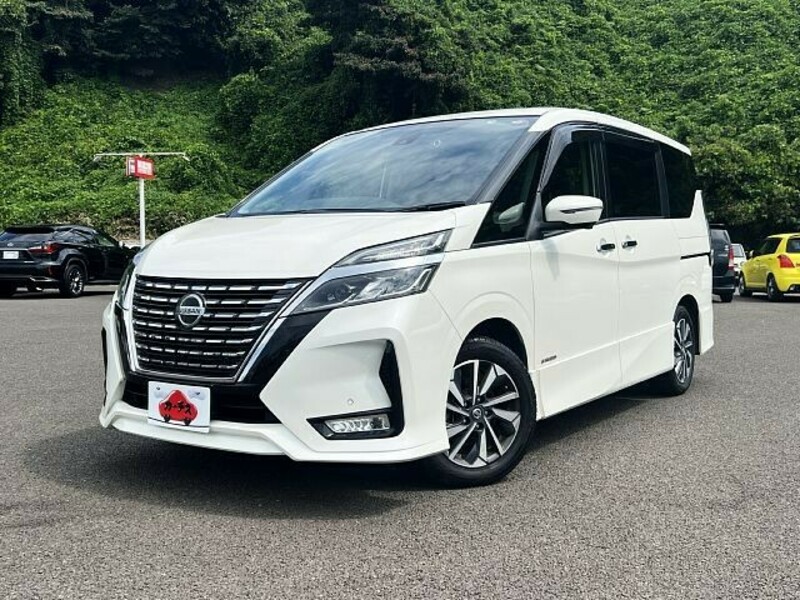 NISSAN　SERENA