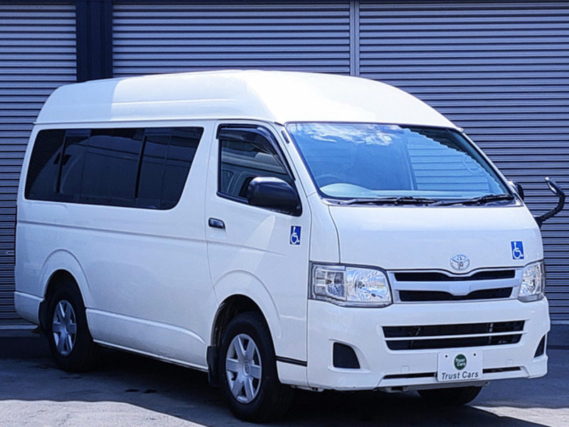 HIACE VAN-8