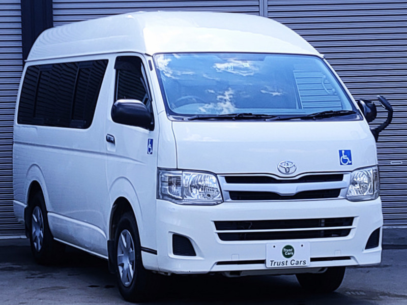 HIACE VAN-7