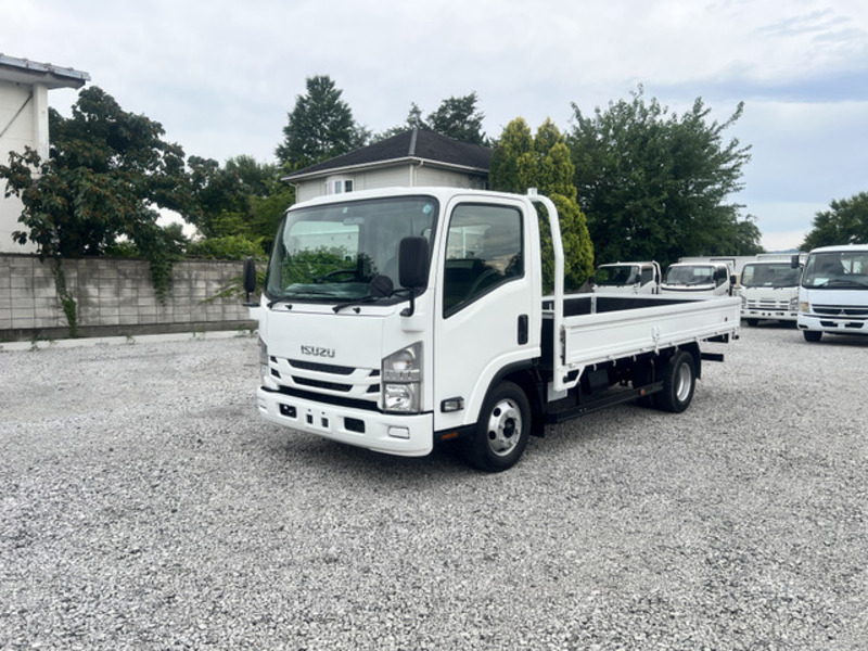 ISUZU　ELF