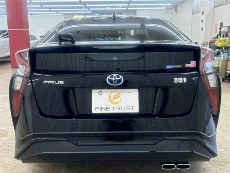 PRIUS-15